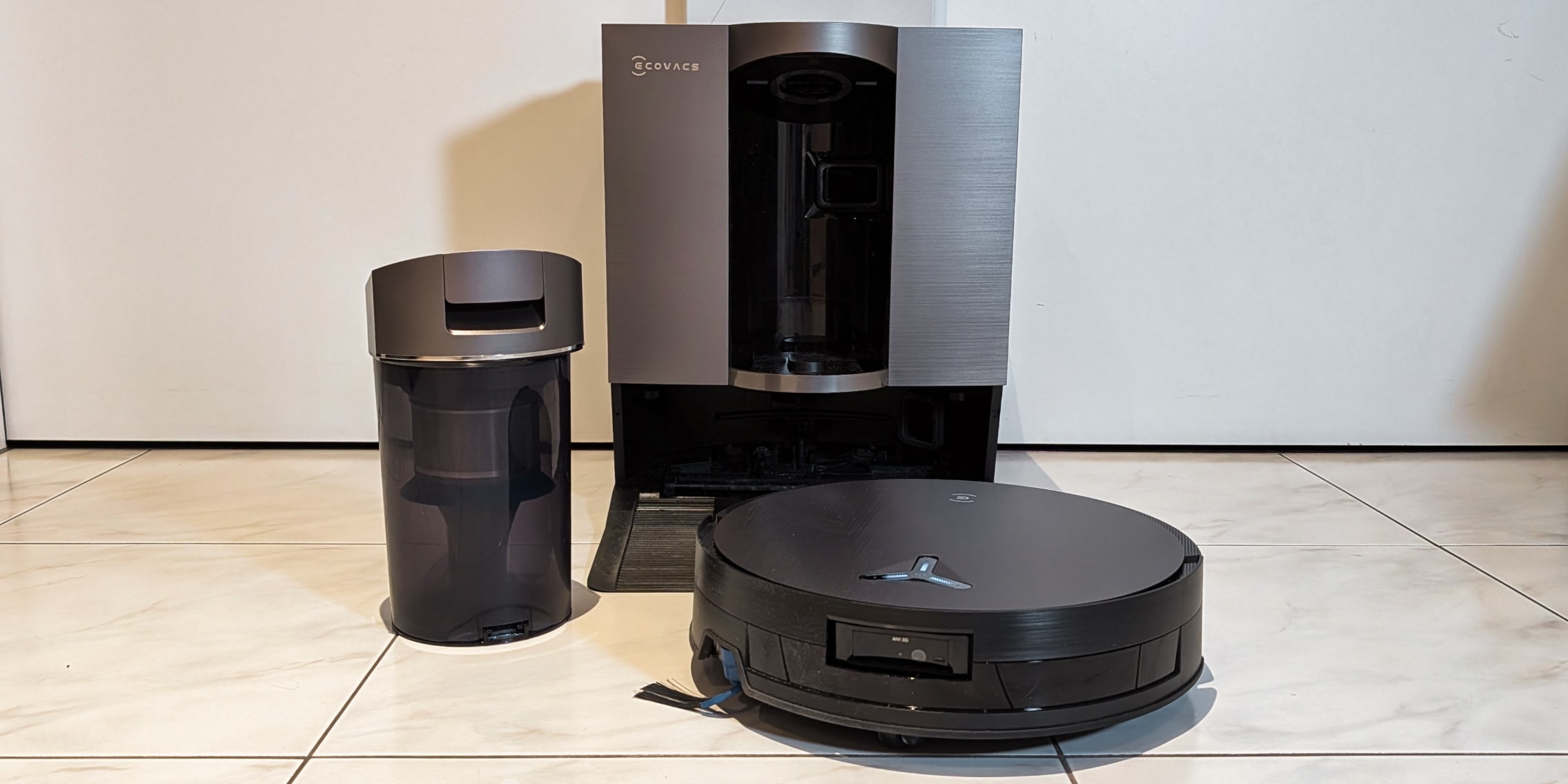 Ecovacs Deebot X11 Omnicyclone cleans for ten hours - Galaxus